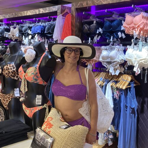 ProudBreast blog over lente lingerie en Qups borstprotheses. Dots en Daisy qups
