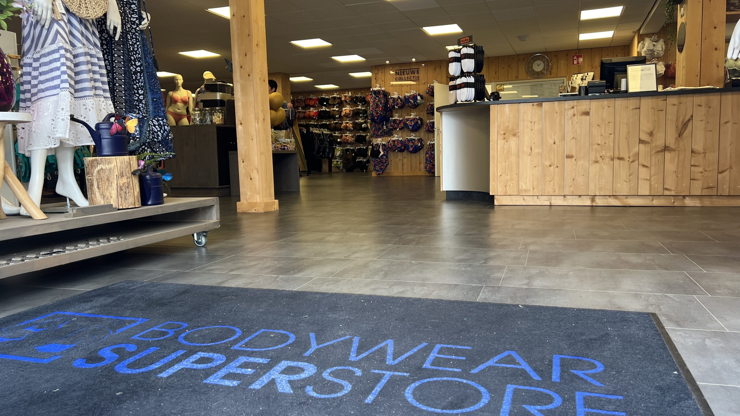 ProudBreast sportbehas bij je prothese bij bodywear superstore Apeldoorn