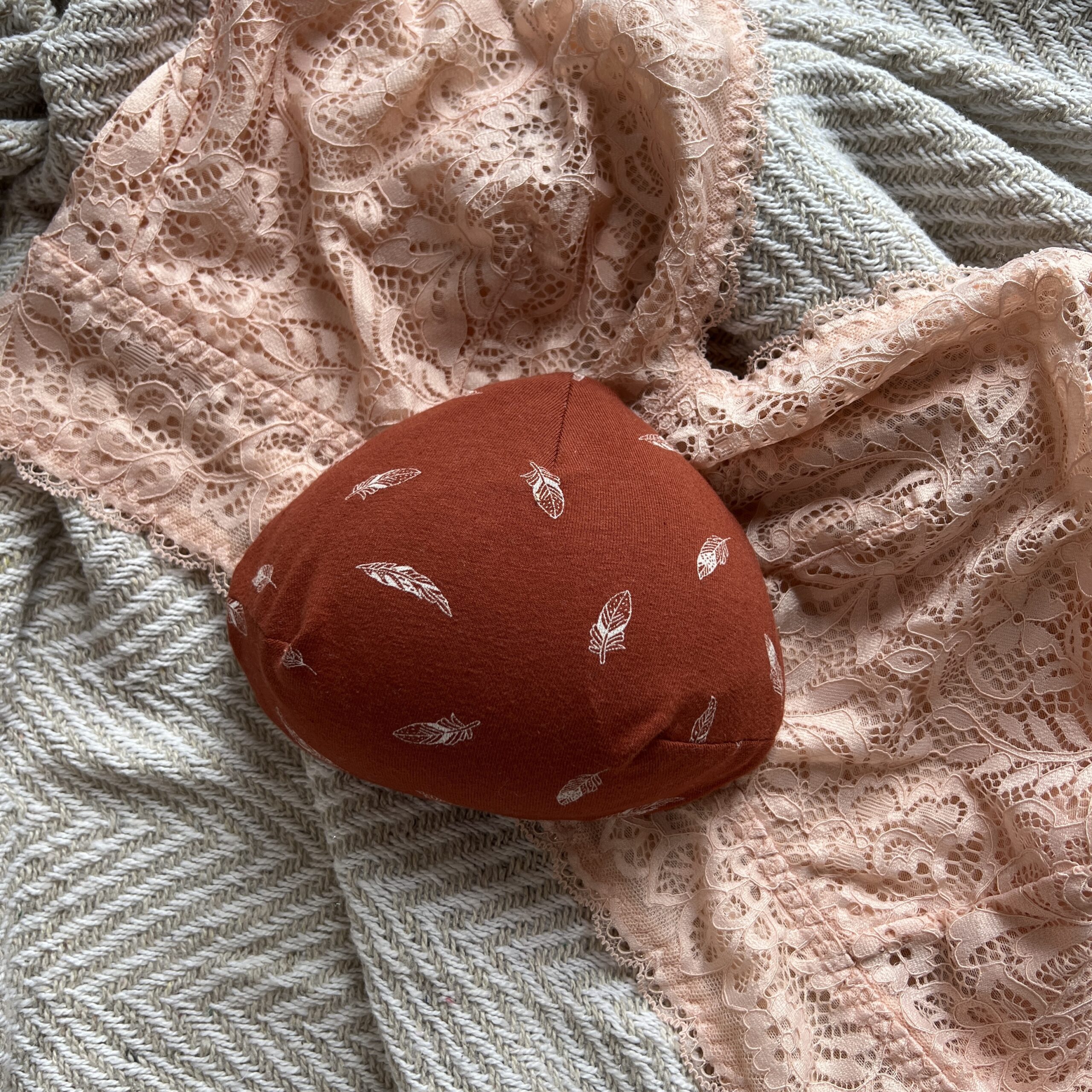 ProudBreast Qup prothese hoesje terra veerkracht print