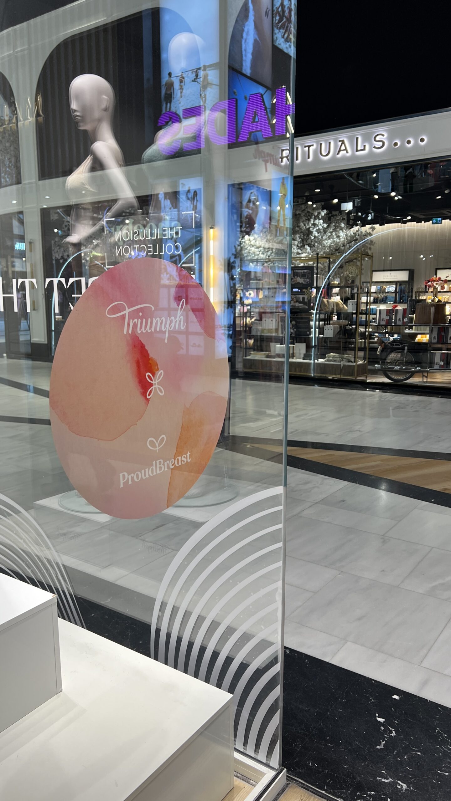 Badmode passessie na borstkanker bij Triumph en ProudBreast